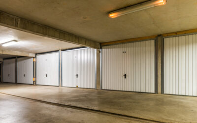 Boxes de parking : le stockage est désormais autorisé sous conditions… mais pas pour tous les propriétaires !